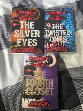 Five Nights at Freddy’s Book Trilogy